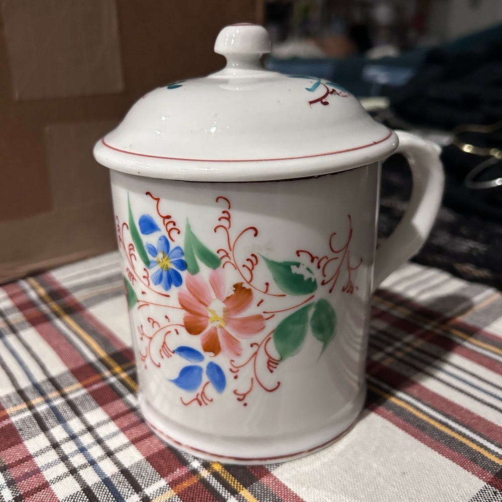 White Floral Porcelain Lidded Mug - Pink & Blue Flower Design